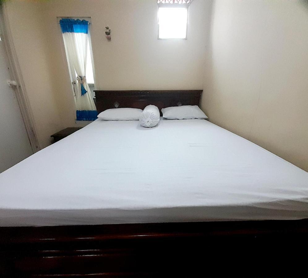 Shinta Syariah Dieng Redpartner Hotel *