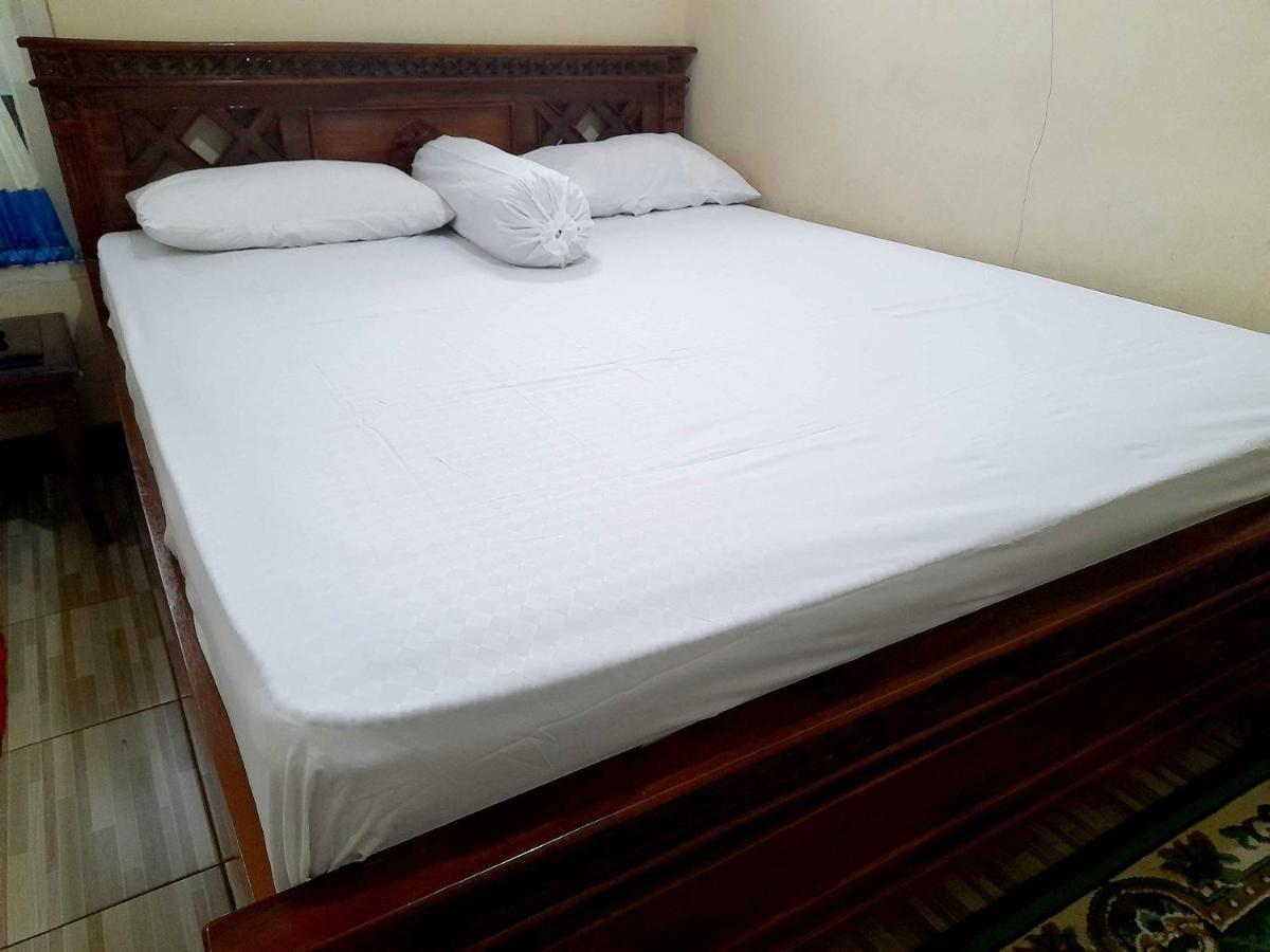 Shinta Syariah Dieng Redpartner Hotel